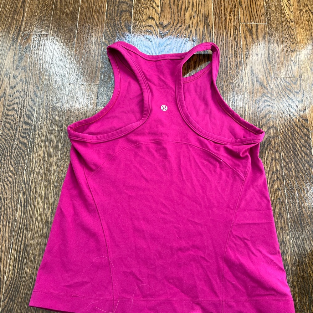 Lululemon tanktop size 8